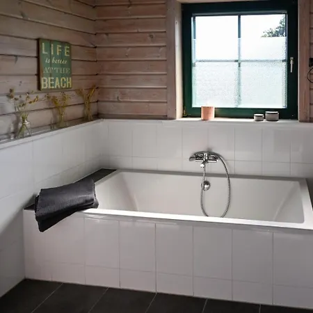 Holiday home Ostseeferien Landliebe 117 Fehmarn
